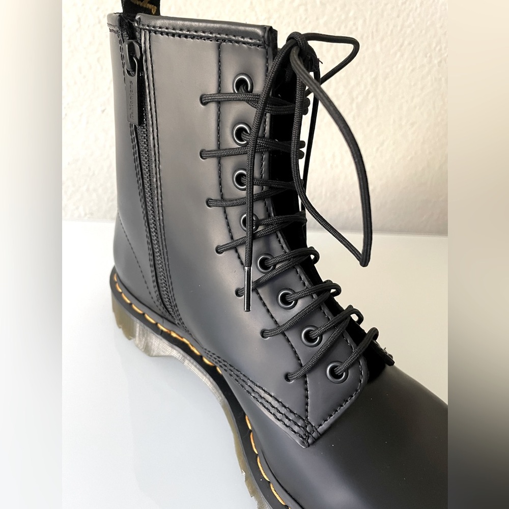 DR MARTENS 1460 Extreme Laces Polished Smooth Leather Black Boots - Picture 3 of 16